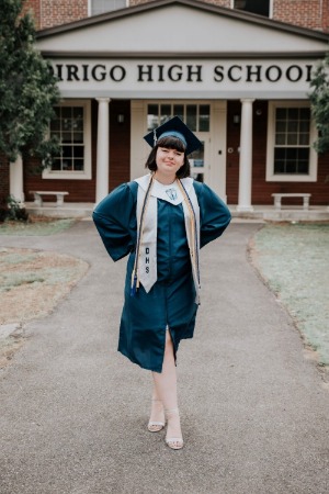 photo of 2021 scholarship winner, Jasmine Dixon